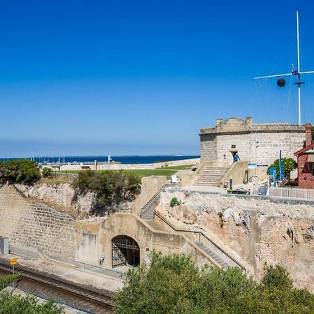 West End Warehouse Historical Opposite Beach فريمانتل المظهر الخارجي الصورة